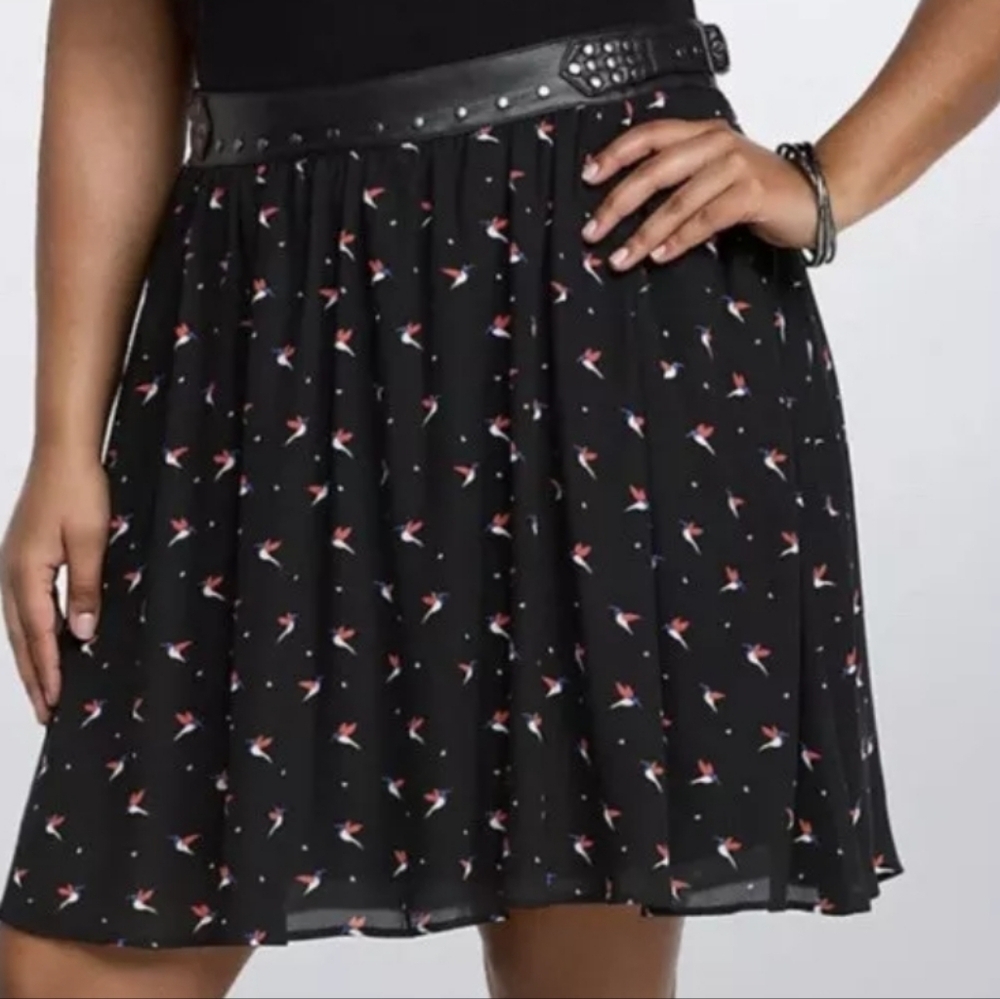 Torrid Mockingbird Fairygoth Lined Vegan Leather Studded Trim Skirt Size 20